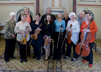 Ensemble «Collegium musicum» der Musik- und Kunstschule Havelland und ihre Musikinstrumenten